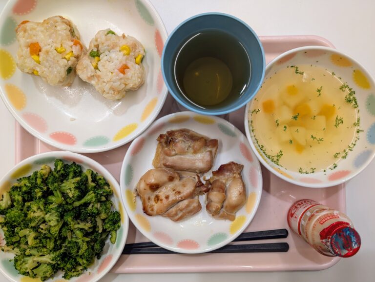 今日の給食(2025/04/25)誕生日会メニュー