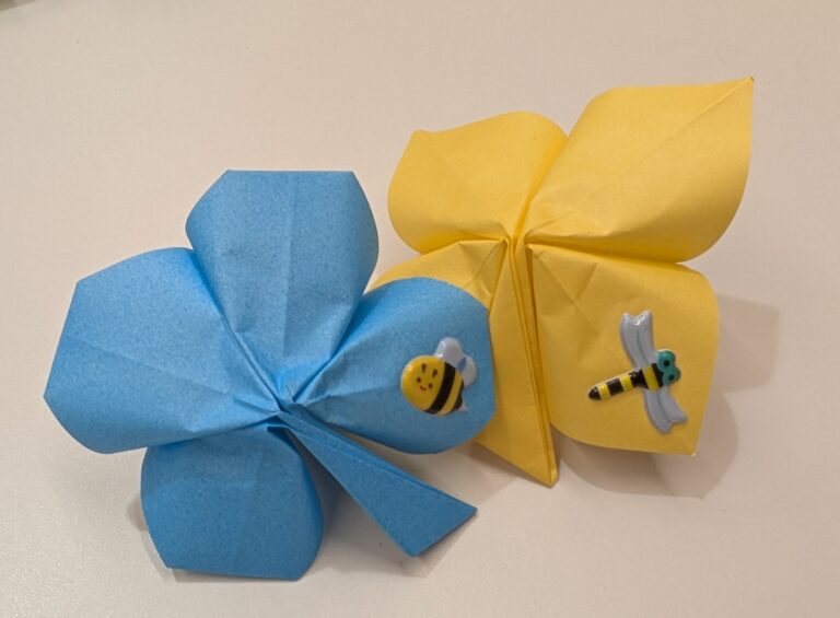 幸せを運ぶ四葉のクローバー🍀