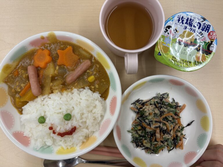 10月6日はお月見カレー🍛