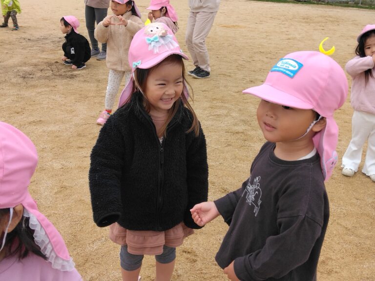 3歳児 にじ・かぜチーム 「寒い日でもぽかぽか」