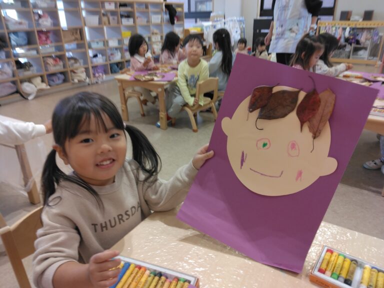 3歳児 にじ・かぜチーム 「おじいちゃんに似てる。」