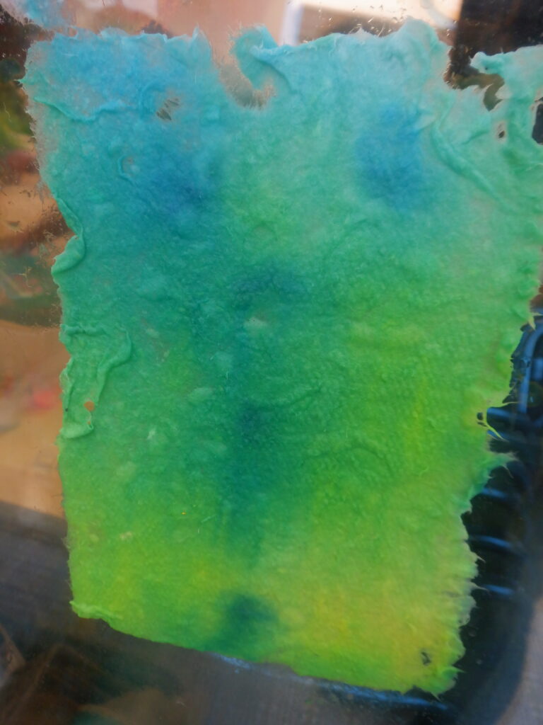 「キャンプで暗いの・・いや！」