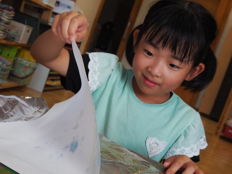 じっと静かに・・・