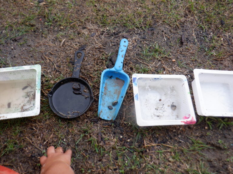 ぽたん、ぽつーん