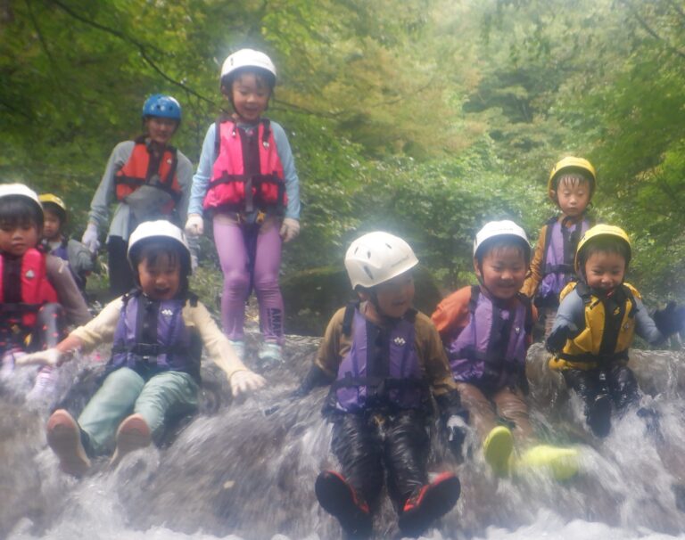 念願の川遊び！