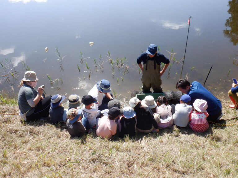 それゆけにじ組探検隊！