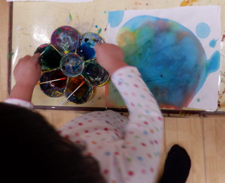 何色にしようかな