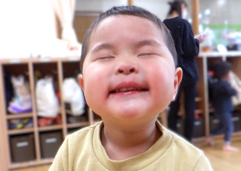 カメラを向けると・・・？