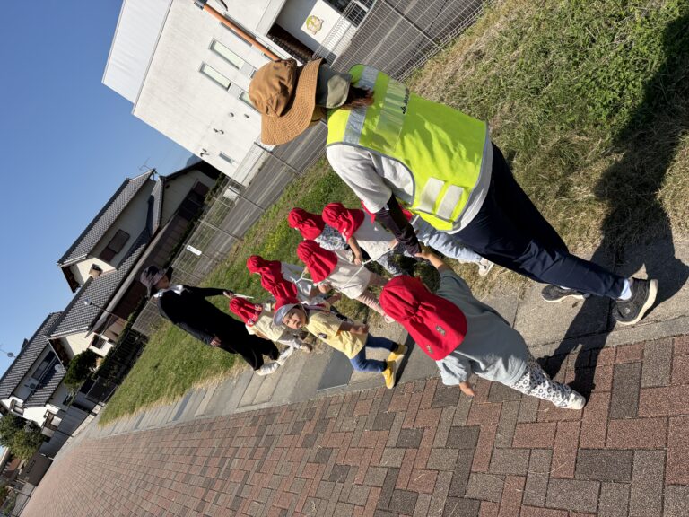 秋のお散歩♪散歩ひもを使って歩いてみたよ！