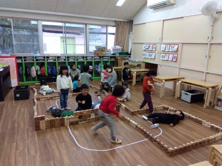 すいか組　初めてのズレンガ遊び　2025.2.13