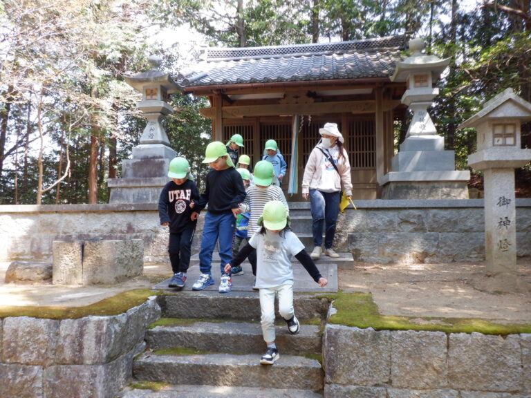 春の散歩・おはなし会　そら組