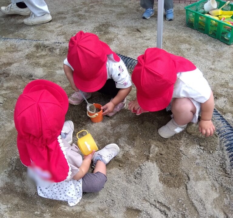 園庭遊び