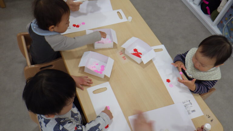 七五三せいさくと園庭遊び(うみ組)