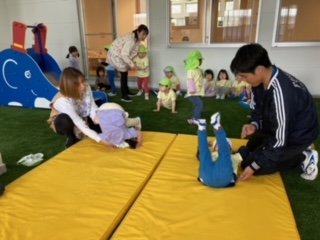 「体操教室始まる！」の巻～マット運動～