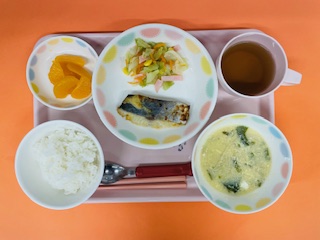 11 月 1 日（金）