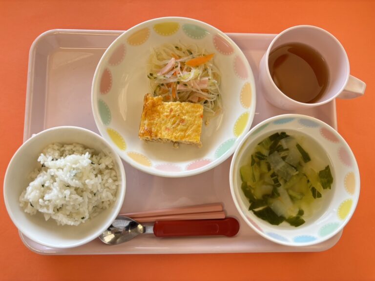 11 月 8 日（金）