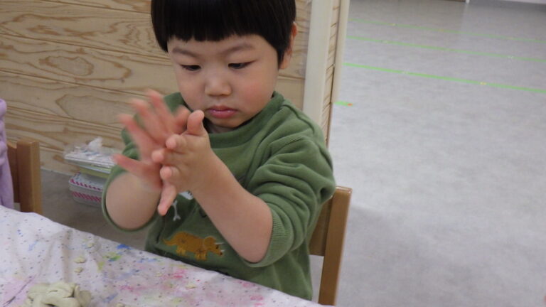 こねこね…じのじの