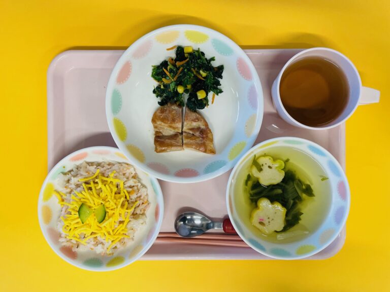 3 月 3 日（月）～ひな祭りメニュー～