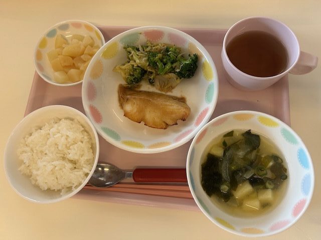 2025年4月4日　　　給食