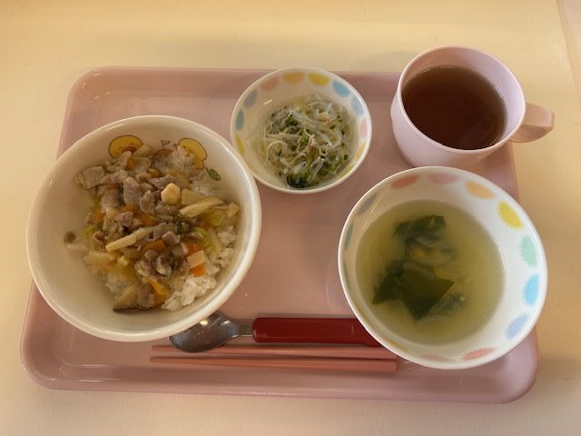 2025年8月22日（金）　　給食