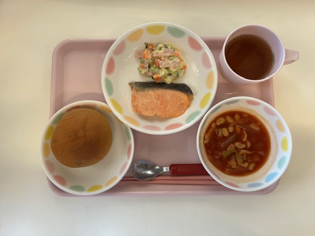 2025年10月17日（金）　　給食