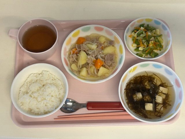 2025年11月27日（木）　　給食
