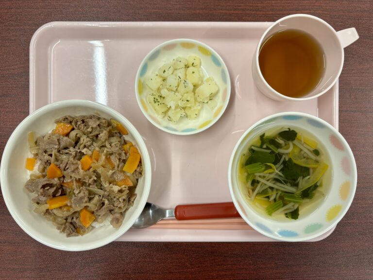 2026年8月1日（土）　　給食