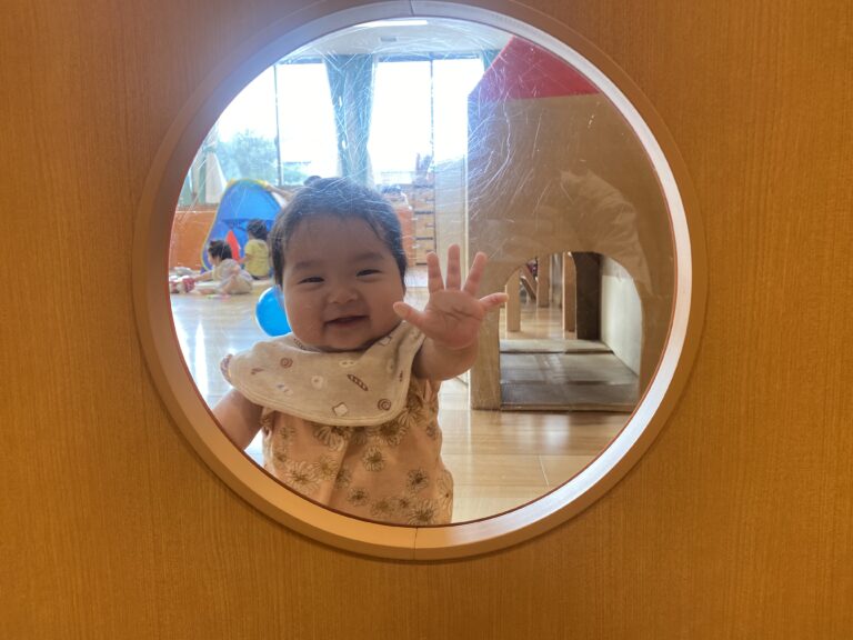 今日は何をして遊ぼうかな？🌟(えだまめ組　０歳児)