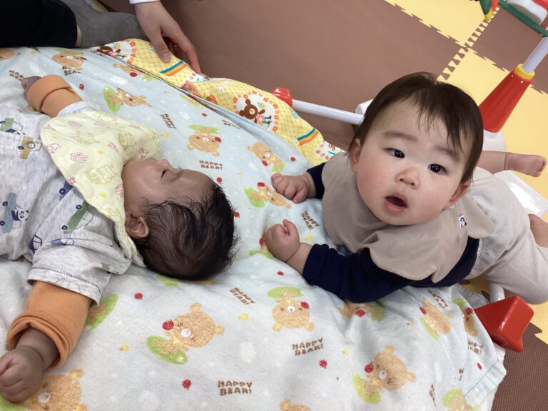 はじめての…   えだまめ組（1歳児）