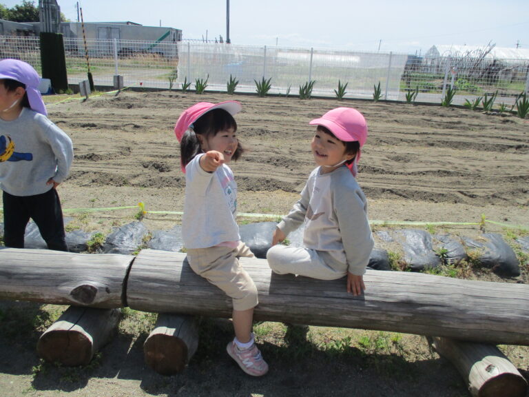 ゆき組の１日（ゆき組　３歳児）