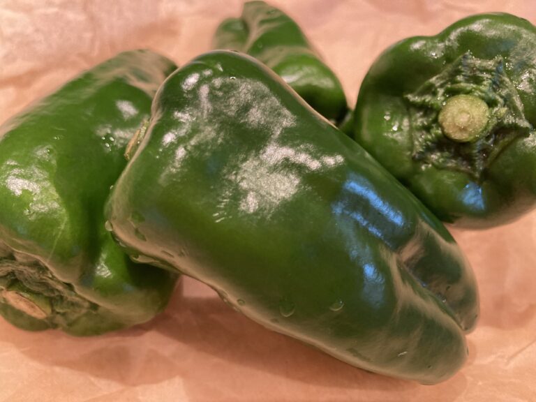 みどり色の野菜　これな〜んだ？