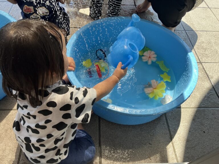 水遊びが始まったよ〜！