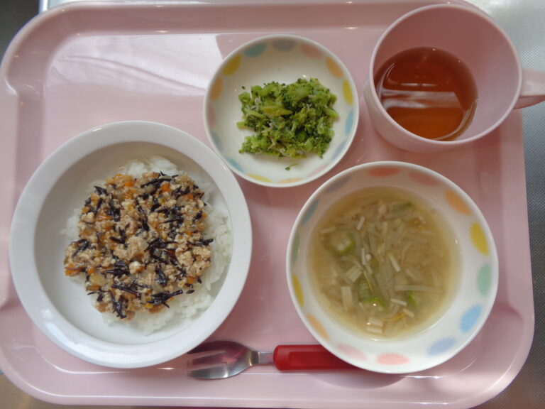 ８月 13日（水）