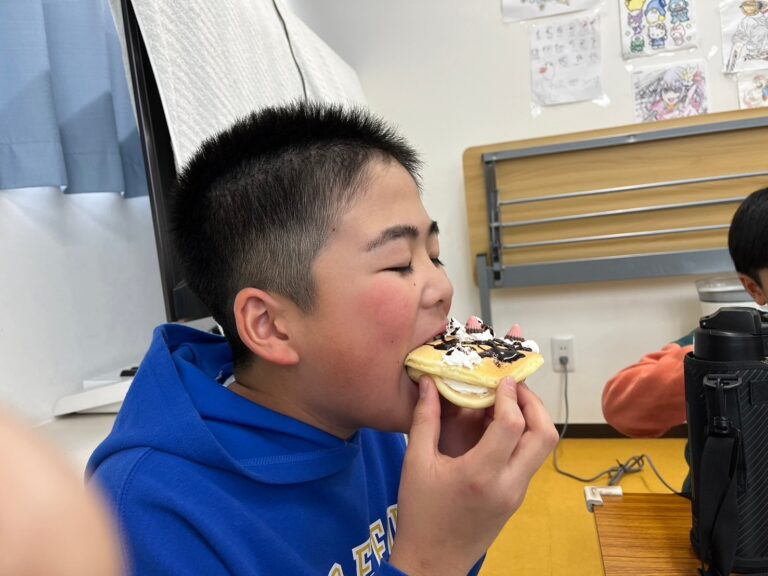 手作りおやつ『ホットケーキ』