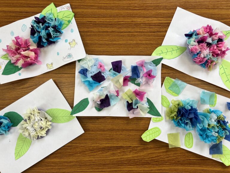 季節の壁面製作🌺