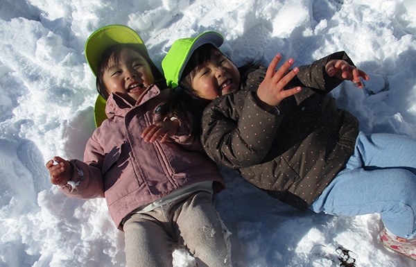 戸外には興味関心をそそられる自然がいっぱい!!