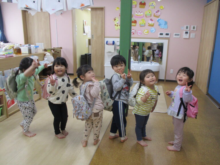 おにぎり弁当おいしかったよ🍙💕(2歳児あめチーム)