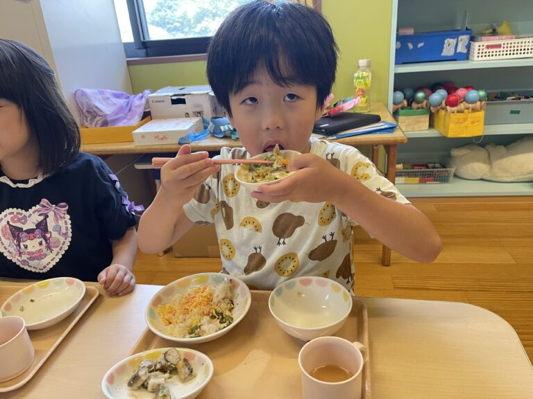 7/7　今日のおいしい顔【七夕誕生会特別給食】