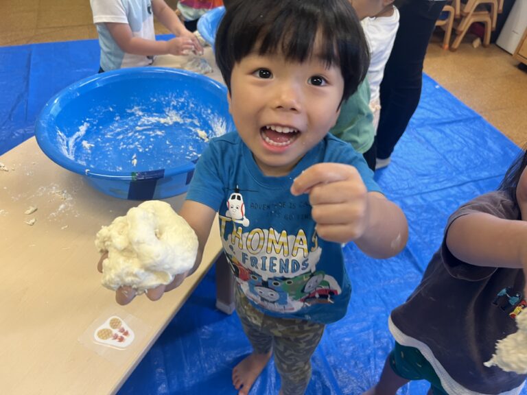 【あめ】小麦粉粘土で遊んだよ🌼