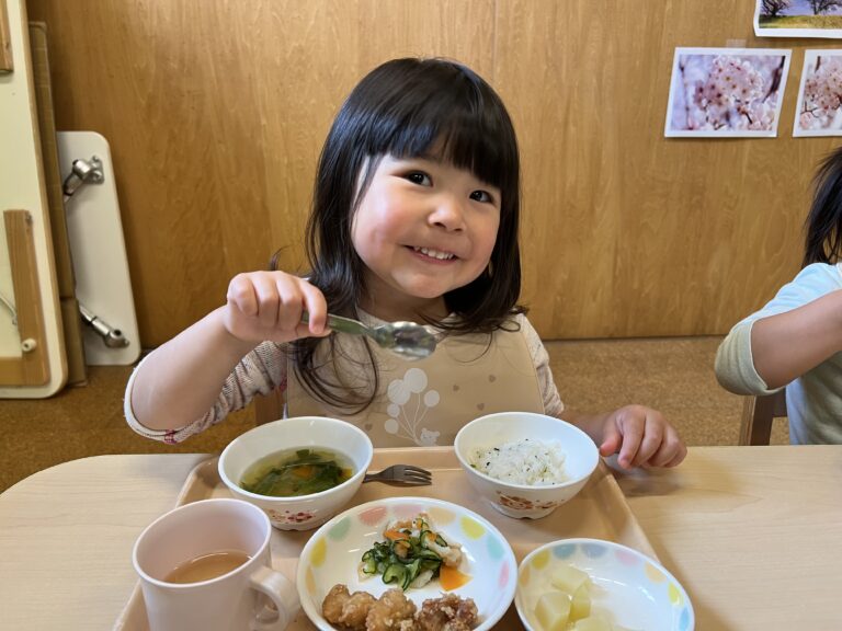 4/14　今日のおいしい顔【お誕生日給食🎂】