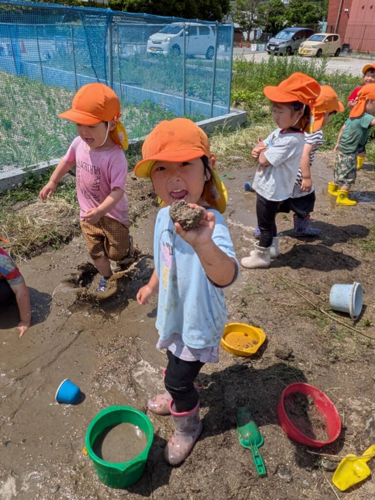 【にじ】どろんこ遊び！！