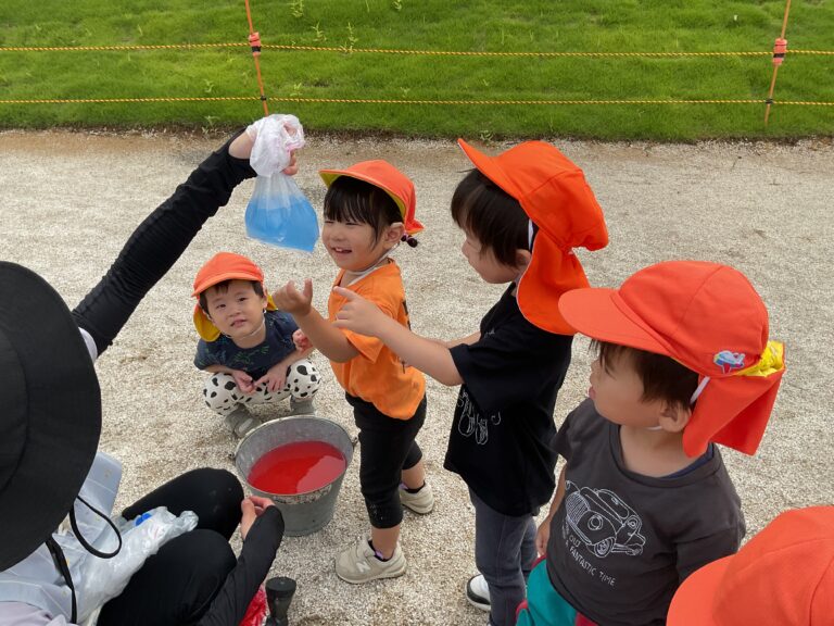 色水遊びをしたよ♬