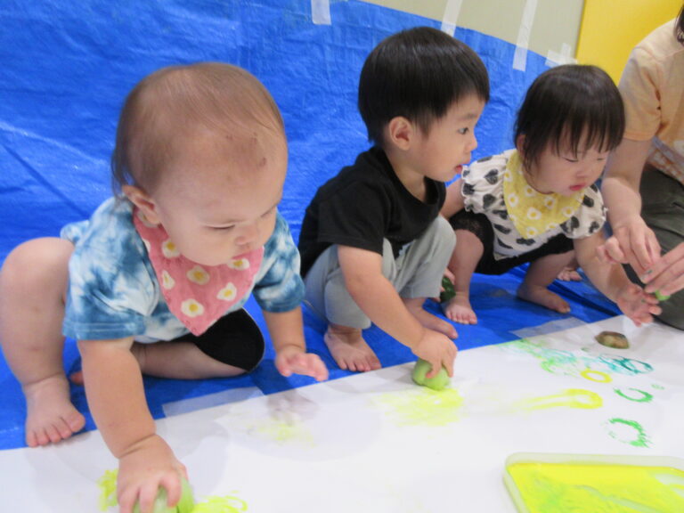 おやさい！！第2弾　ペタペタ♪【1歳児 だいちチーム】