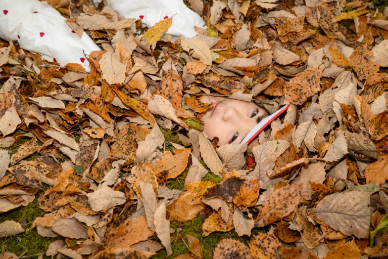 さてさてココに・・・【5歳児 くじらチーム】