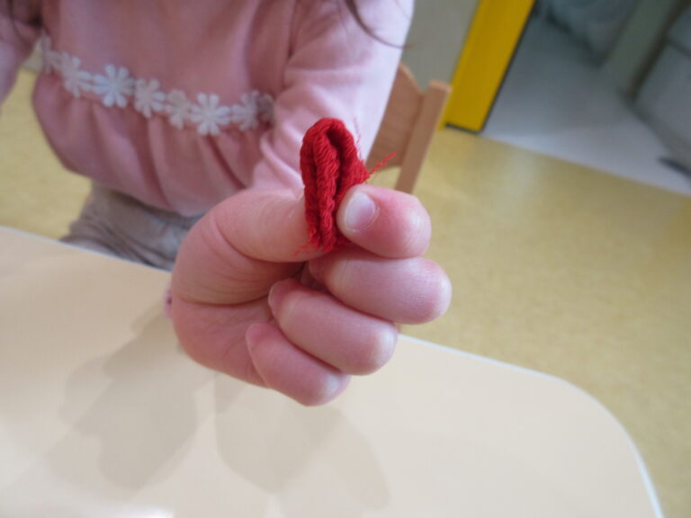 『つまみ細工』