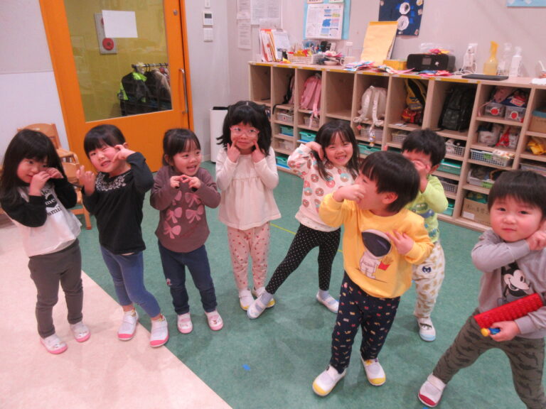 本当はとっても好きなのに…【3歳児 にじチーム】