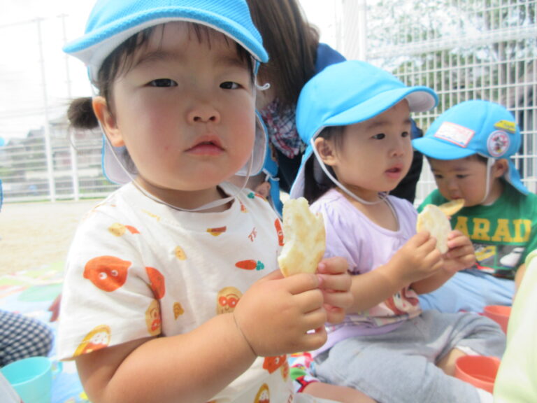 おやつ美味しかった～！！【２歳児 あめチーム】