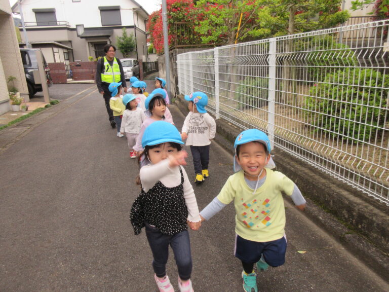 初めての！！【３歳児 にじチーム】