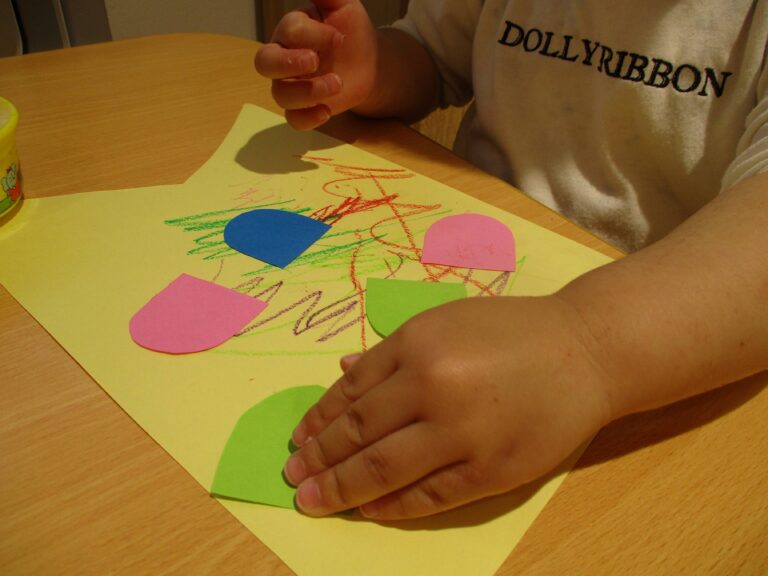 こいのぼり製作🎏（２歳児　あめ組）