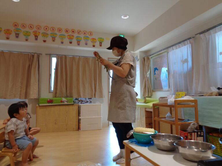 枝豆クッキング🌟(1,２歳児　だいち,あめ組)